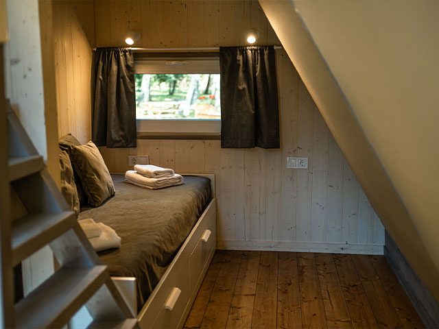heaven glamping telts Otrā stāva labiekārtojums
